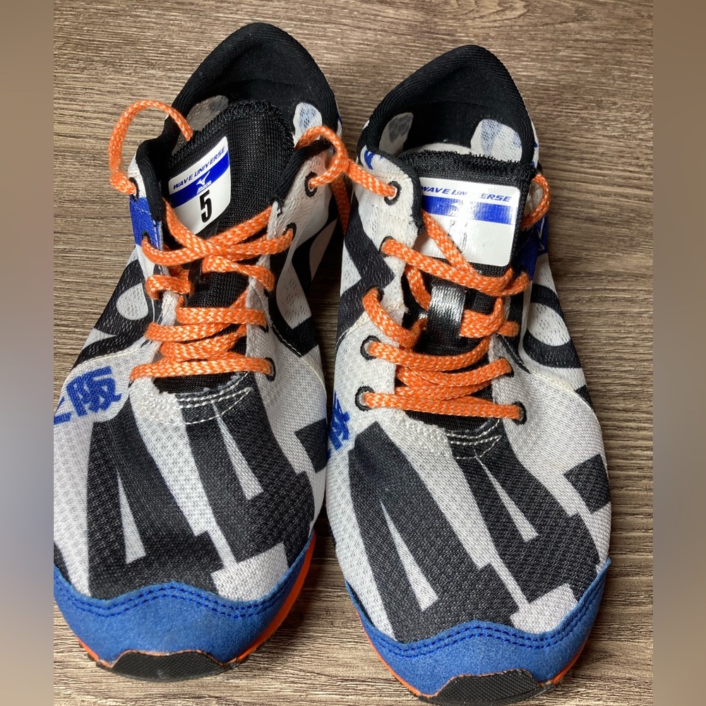 Puma Mizuno Wave Universe 5 Women’s Lightweight Running Shoe Size 9.5